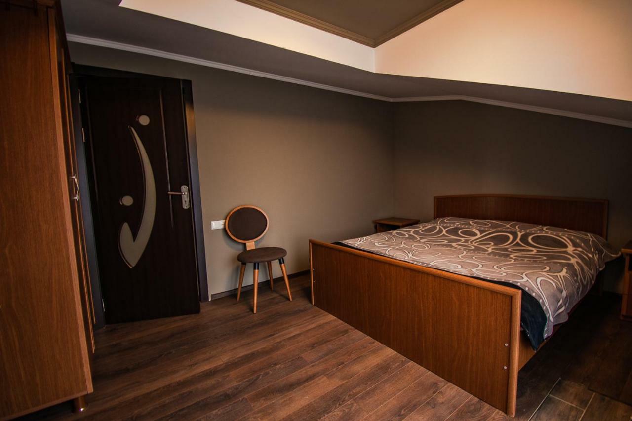 Daros Apartment Batumi Bagian luar foto